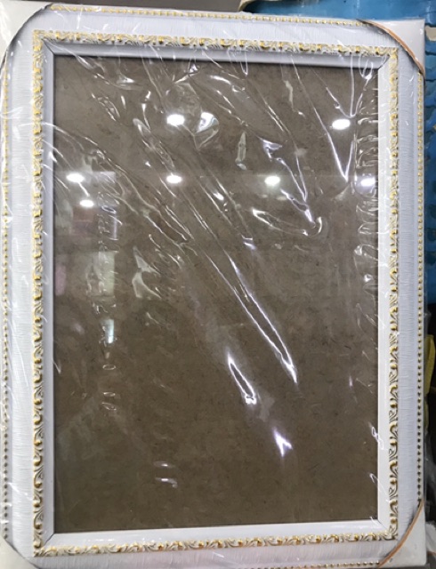 Khung hình,khung tranh 30x40 có kiếng