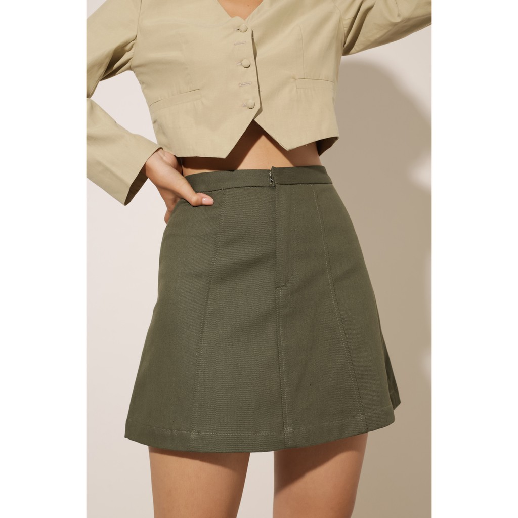 Chân váy nữ chữ A thời trang GAGO single tone a-line mini skirt màu xanh rêu GO3113