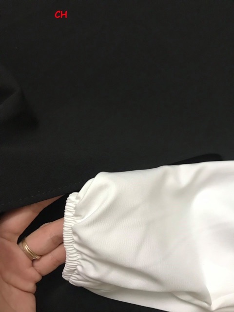 [ Mã FAMAYWA2 giảm 10K đơn 50K] Sét chân váy xẻ kèm áo trễ vai tay bồng COH0320 | BigBuy360 - bigbuy360.vn