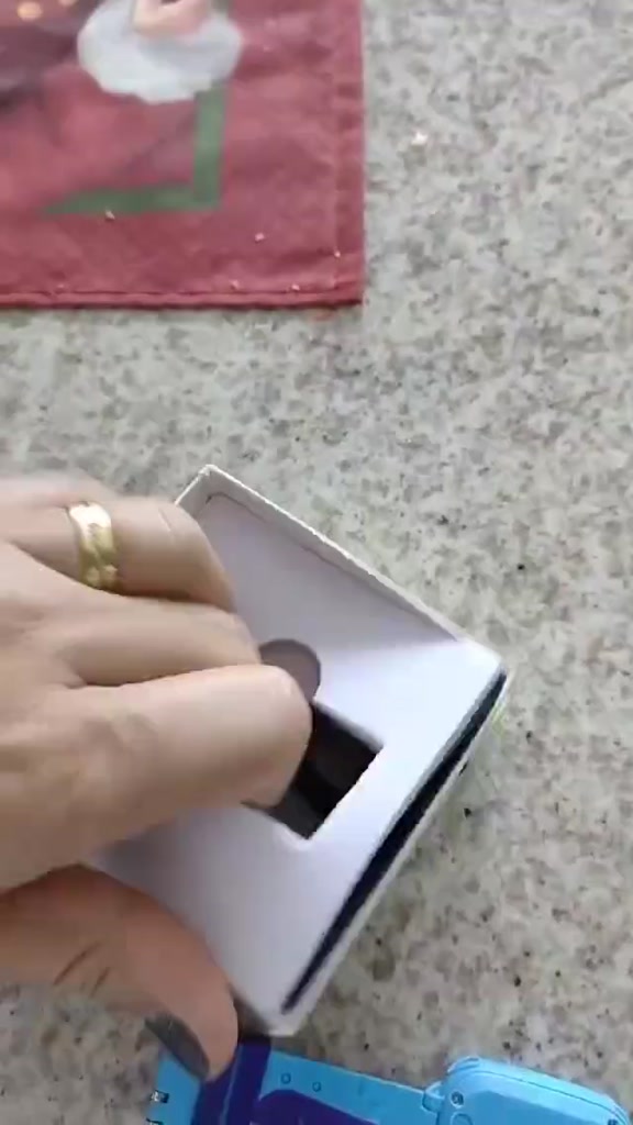 Đồng Hồ Thông Minh Q12 Có Định Vị Gọi  Sos Chống Thấm Nước Có Camera Cho Trẻ Em | BigBuy360 - bigbuy360.vn