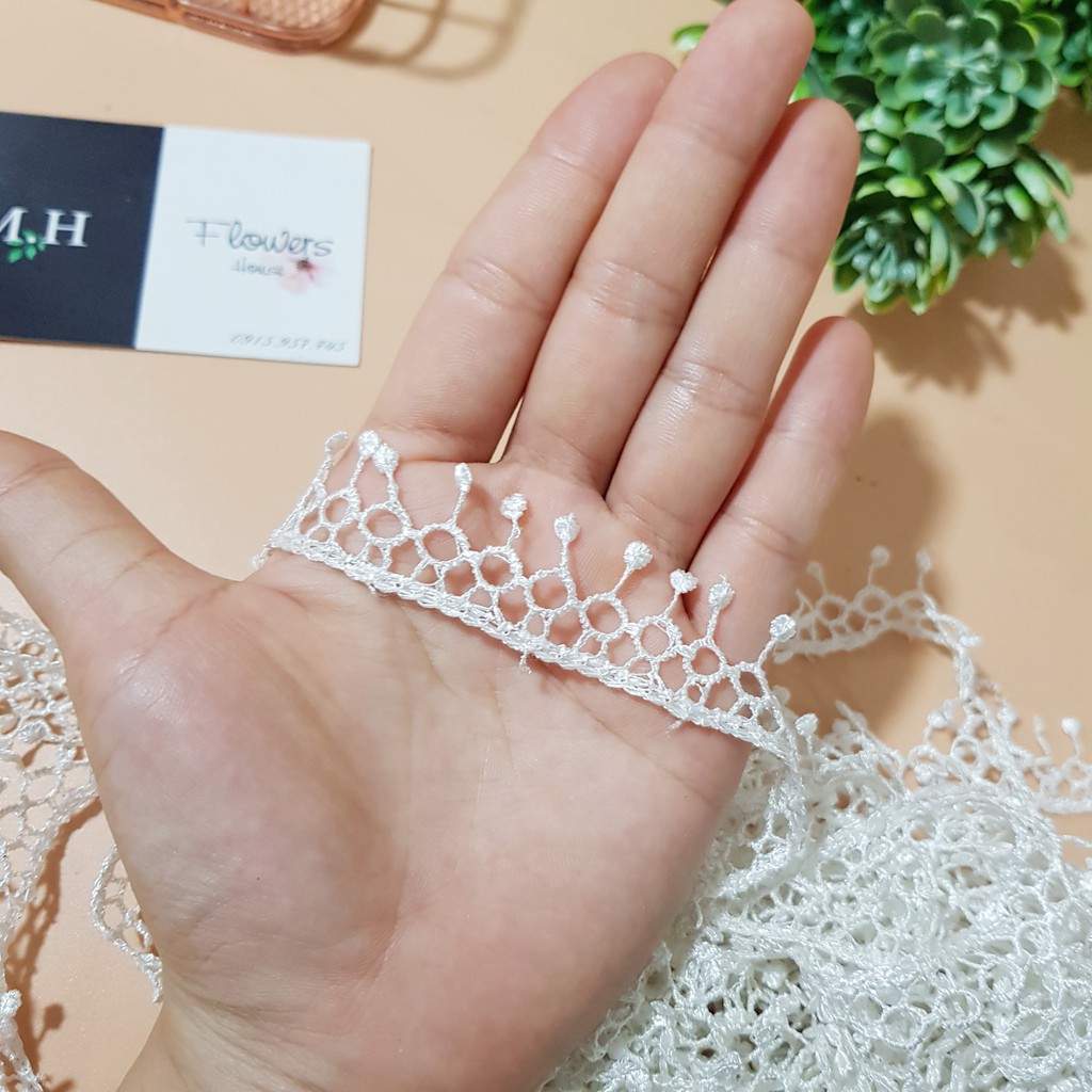 RC13 Cuộn 25 mét dây ren thêu họa tiết dùng làm ren viền may đồ và trang trí Maihoaflower