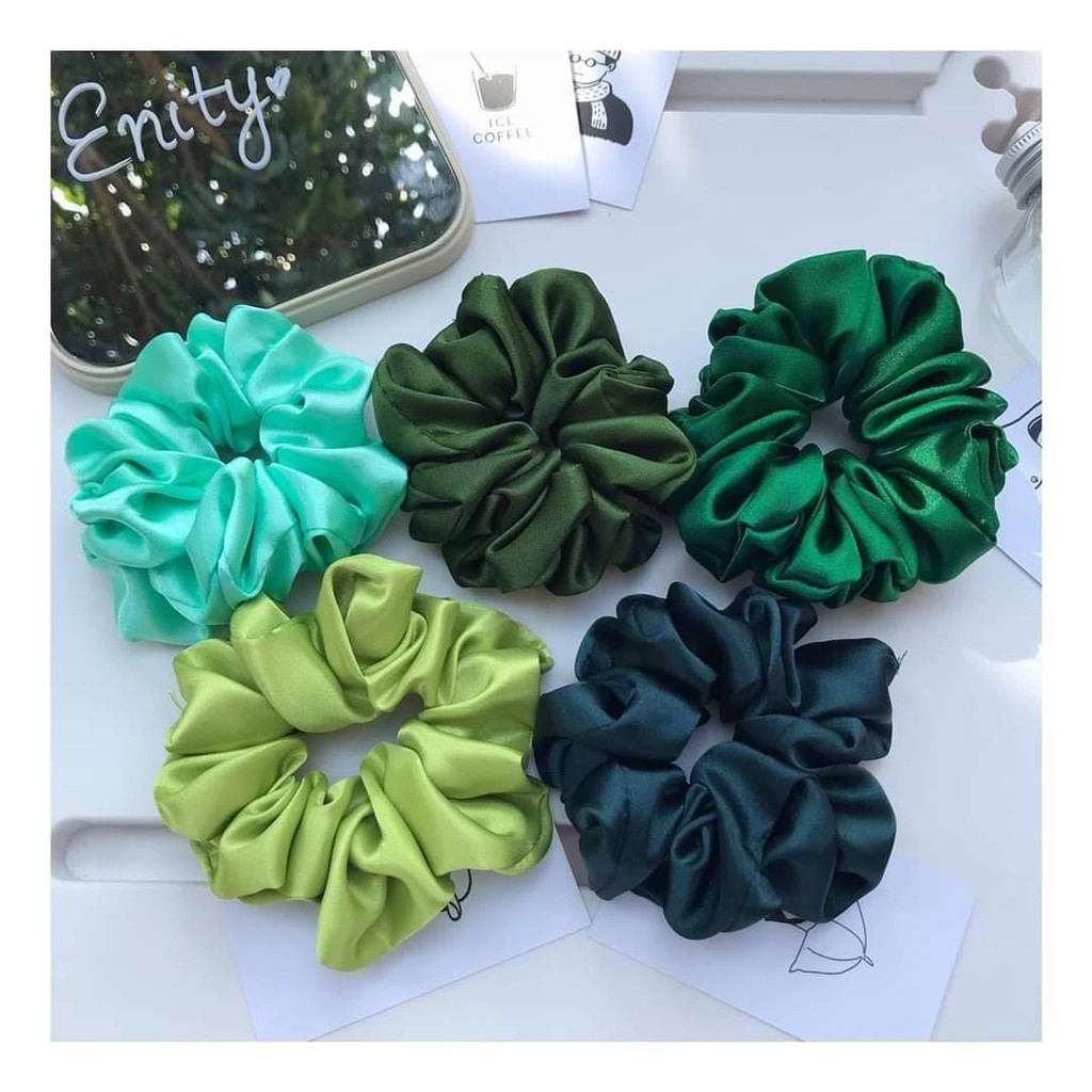 Crunchies - Dây Buộc Tóc Vải Phi Bóng (Satin) Màu Tối Giản Theo Phong Cách Hàn Quốc