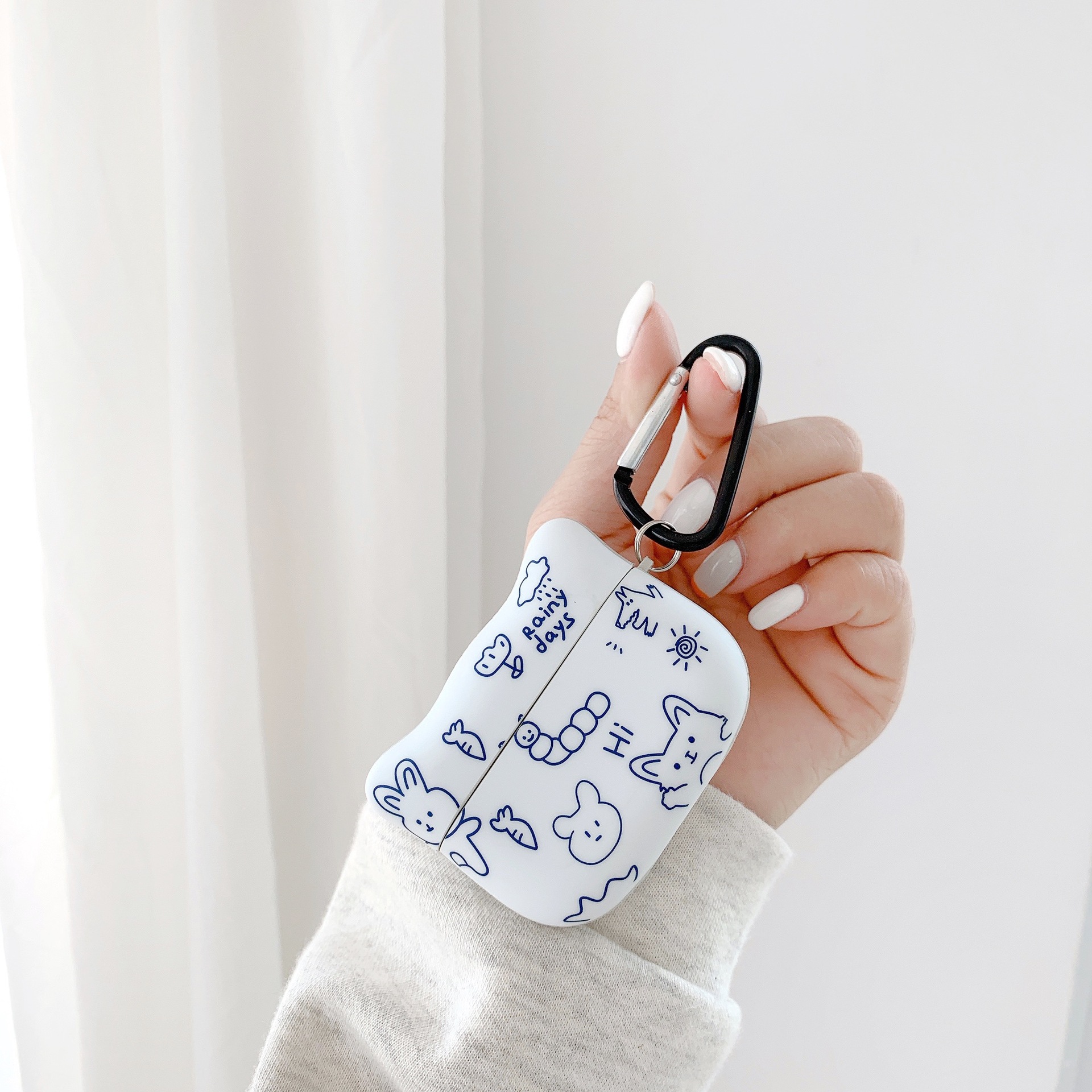 Ốp Bảo Vệ Hộp Đựng Tai Nghe Airpods 1 / 2 Hình Mèo Con Xinh Xắn | BigBuy360 - bigbuy360.vn