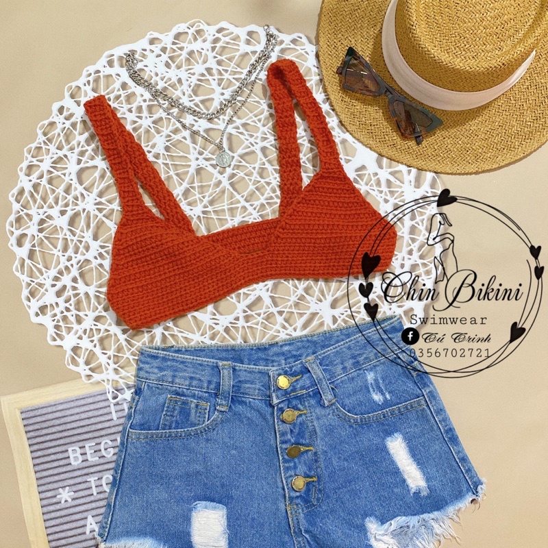 Áo croptop khoe dáng