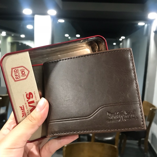 Ví nam levis chính hãng