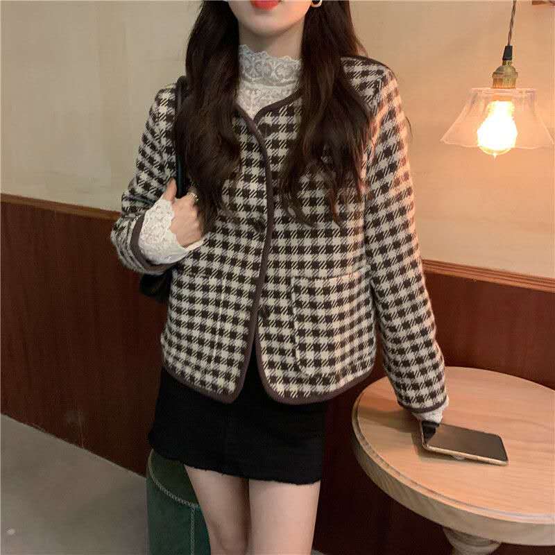 Áo Khoác Nữ Ca Rô Dài Tay Cổ Bẻ Thời Trang | BigBuy360 - bigbuy360.vn