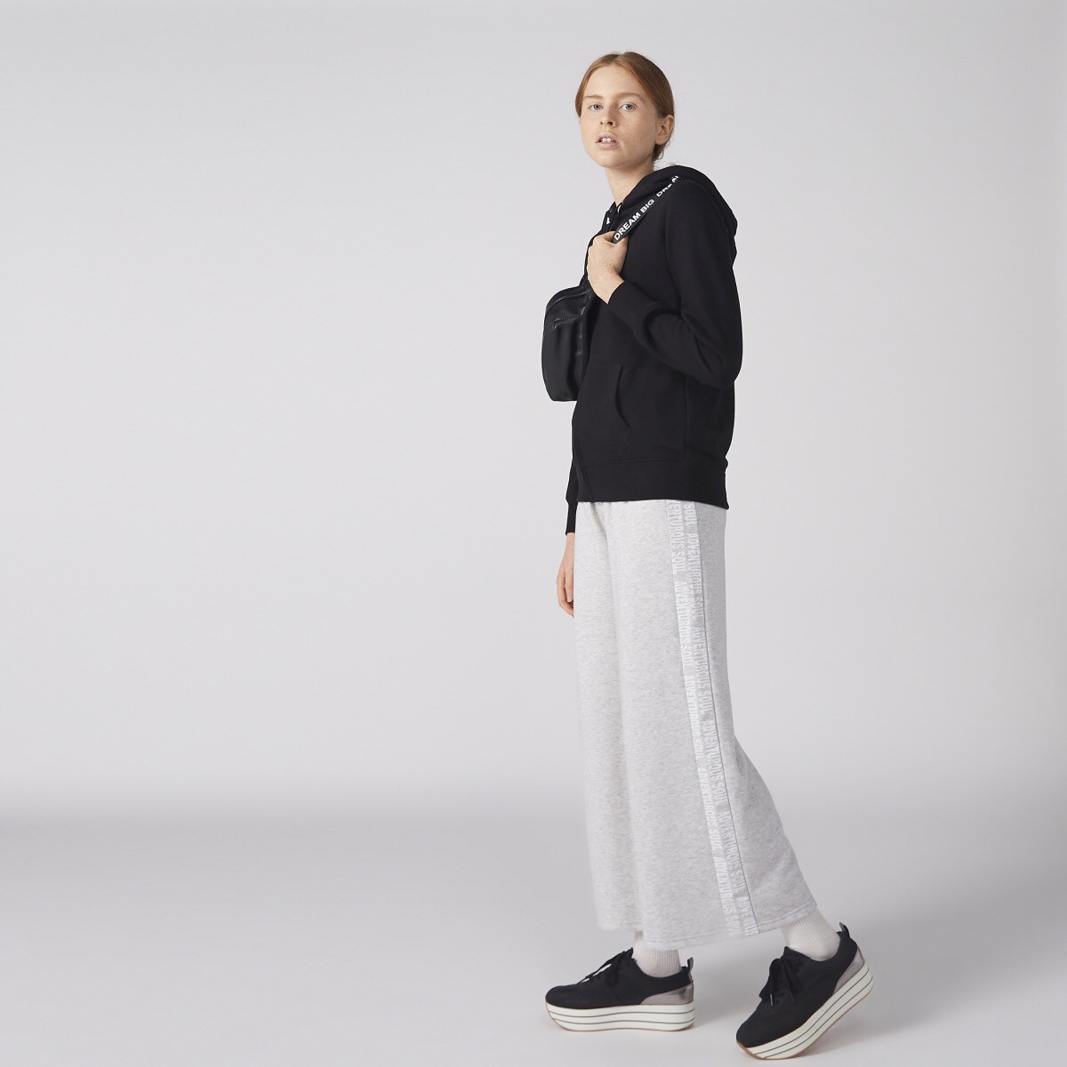 Áo khoác dây kéo có nón SPLASH | BigBuy360 - bigbuy360.vn