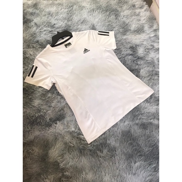 Áo thun Adidas nữ