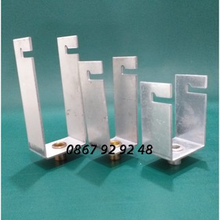 Pát U - Kẹp dưới pin năng lượng mặt trời