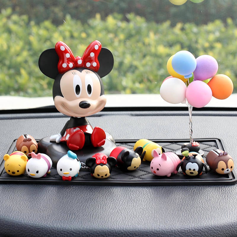 Mickey Shaking Head Couple Disney High-End Female Personality Creative Car Interior Supplies Car Decoration Small Decorations New Auto fashion products