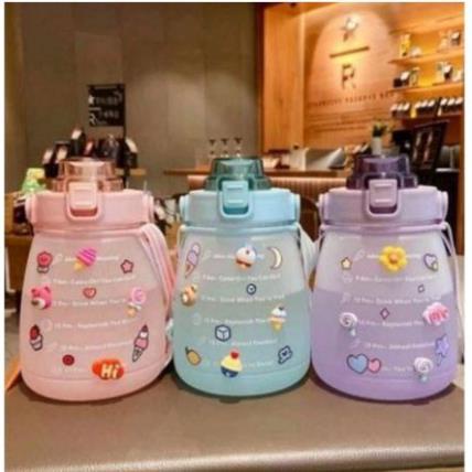 [FREESHIP] Bình Nước Nhựa Cao Cấp Dung Tích 1200ml Kèm Dây Đeo Cực Tiện Lợi Xinh Xắn Dễ Thương (tuyển sỉ).