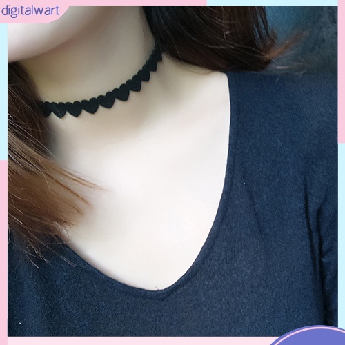 Dây chuyền choker phối nhung mặt trái tim cá tính dành cho nữ