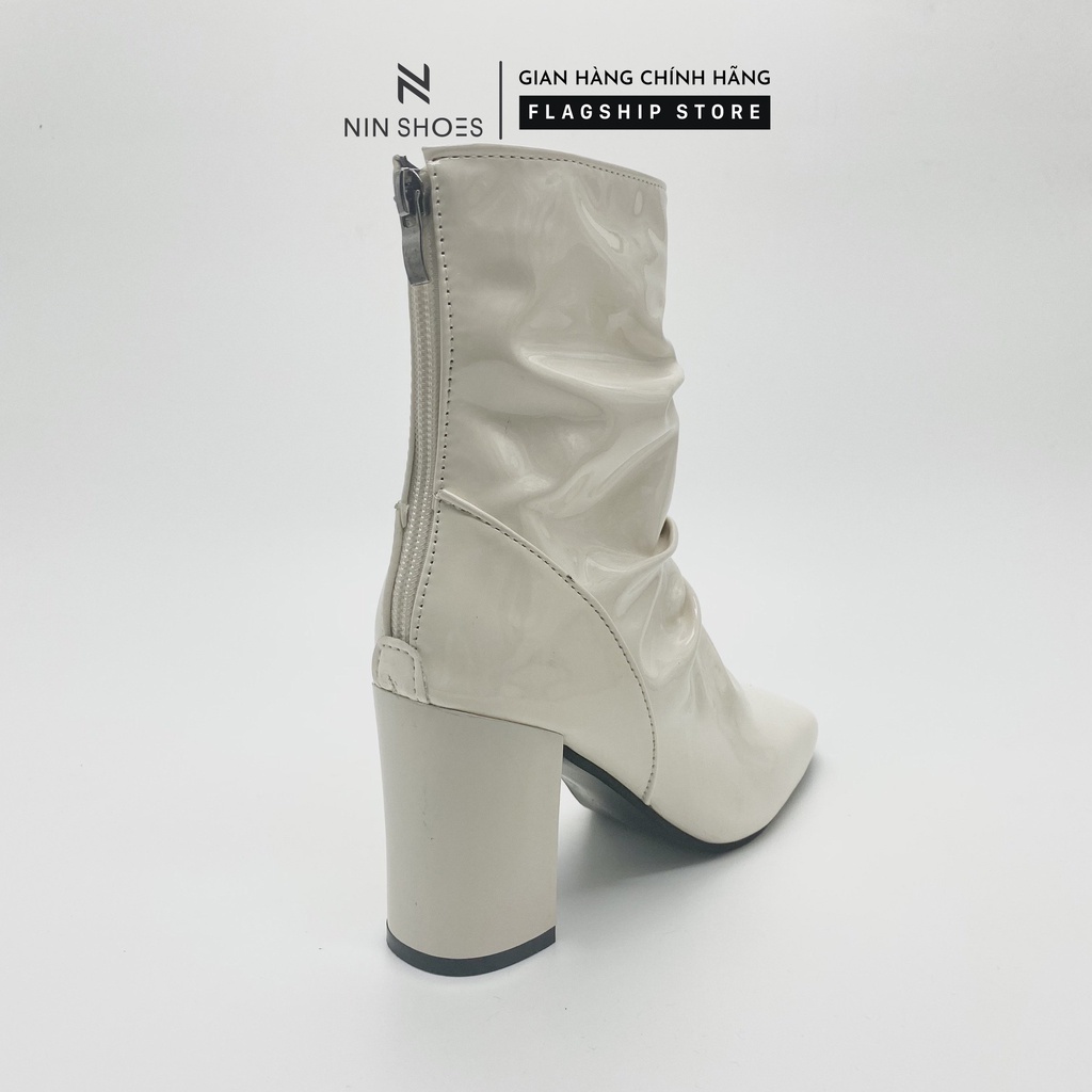 Giày boot nữ da cổ cao 7p gót vuông chỉ giữa da bóng nhăn kéo khóa sau Ninshoes | BigBuy360 - bigbuy360.vn