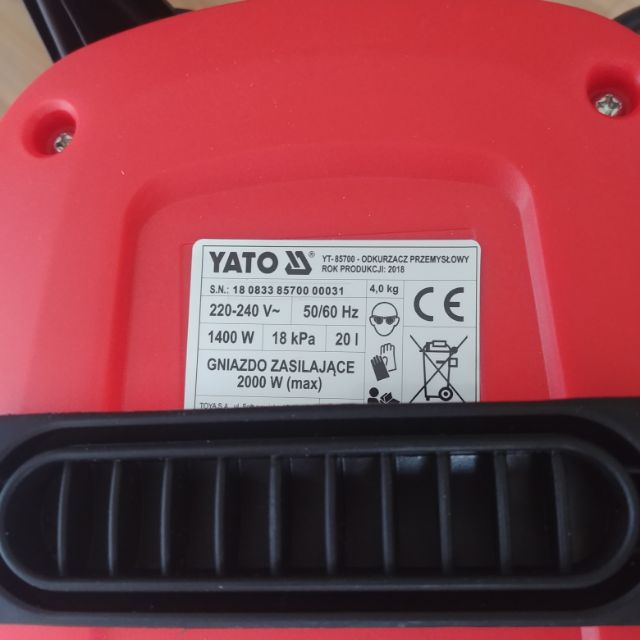 Máy hút bụi khô ướt thổi hơi nóng 1400W 20L Yato YT-85700