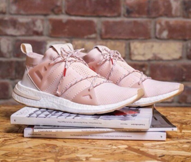 Giày ArKyn boost pink hồng (HAZE CORAL / CLEAR GRANITE / FTWR WHITE) NỮ