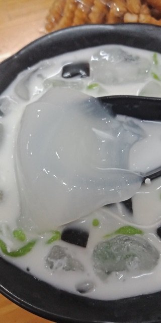 THẠCH DỪA THÔ MAI ANH