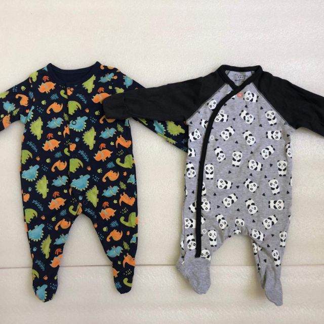 Combo bodysuit và mũ xinh cho bé