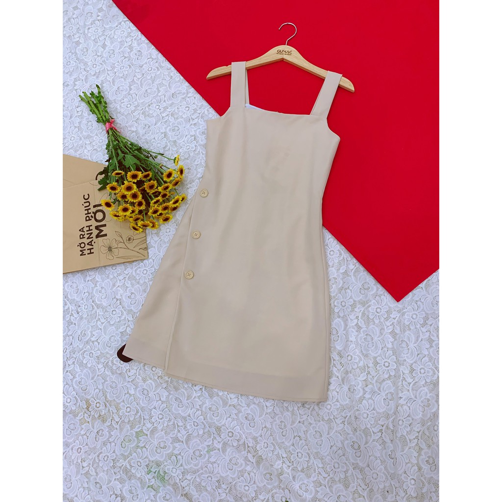[Mã MABR07062 giảm 8% tối đa 50K đơn từ 249K] Đầm ôm nữ bản dây phối nút GUMAC màu kem ôm body quyến rũ DB5104 | BigBuy360 - bigbuy360.vn