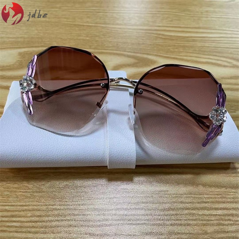 Kính Mát Đính Đá Màu Gradient Thời Trang Dành Cho Nữ