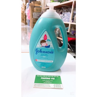 Sữa tắm Johnson Baby chiết xuất từ Sữa và Yến Mạch 1000ml-Sữa tắm johnson's baby thơm mát năng động