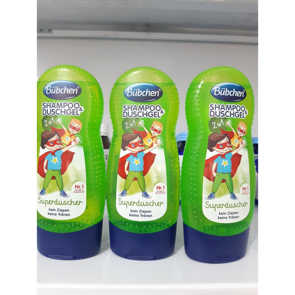 Sữa tắm gội 2in1 Bubchen Đức hình siêu nhân cho bé trai