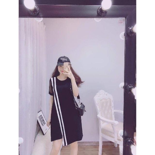 Váy suông viền tay lưới
