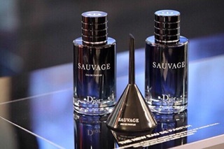 Nước hoa Nam Sauvage Eau Dior(bán giá sỉ)
