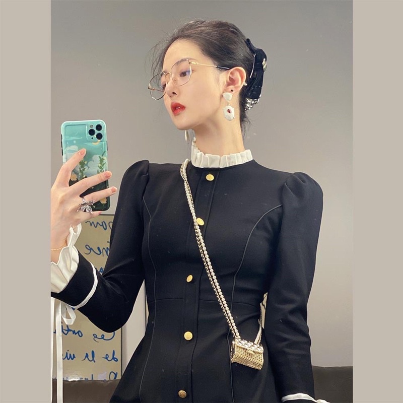 Đầm tiểu thư cổ trụ tay loe bánh bèo sang chảnh