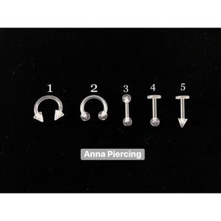 Khuyên nhựa trong suốt giữ lỗ không gây kích ứng da Piercing