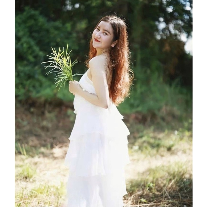 Đầm Maxi Hở Lưng Cổ Yếm, Váy Maxi Đi Biển AVVA 131, Chất Voan Mềm Mát, Mầu Trắng, Tuyệt Phẩm Cho Tín Đồ Sống Ảo