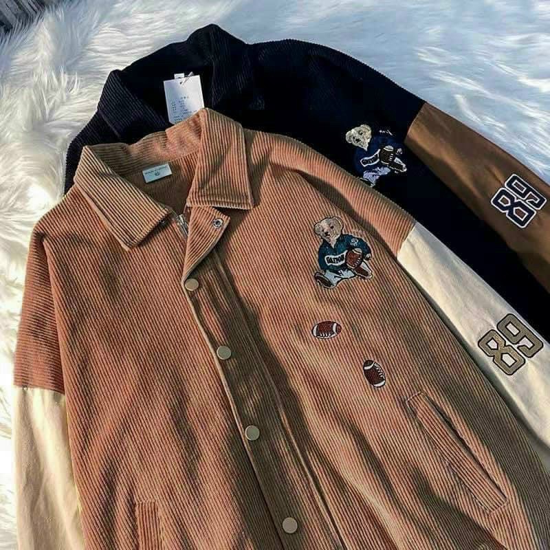 Áo Khoác Nhung Gân Form Rộng Bomber Cổ Bẻ Thêu Hình Gấu