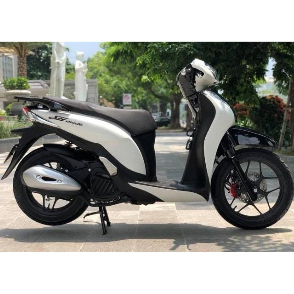 Ốp trước phía dưới ốp gầm trên sh mode 2013-2019 honda