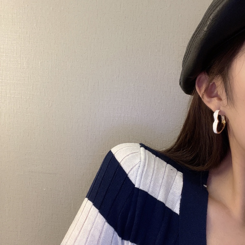 Bông Tai Mạ Bạc 925 Hình Trái Tim Đáng Yêu Phong Cách Retro Hồng Kông Cho Nữ