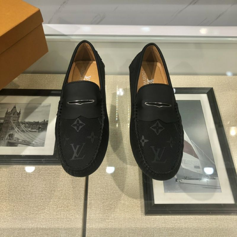 Giày lười nam da in logo nổi LV VL
