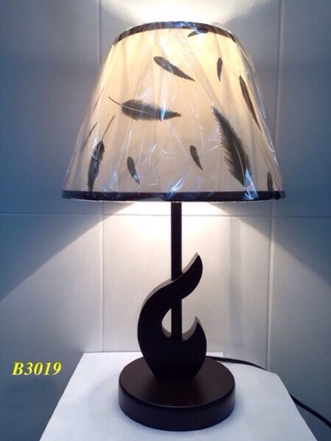 Đèn ngủ để bàn thân gỗ | BigBuy360 - bigbuy360.vn