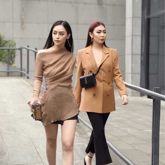 Áo must have