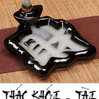 Thác khói xông trầm hương chữ tài