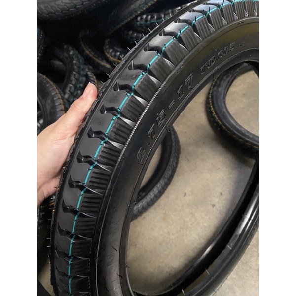 VỎ  XE SỐ CÓ DÙNG RUỘT HIỆU TRC GAI TẢI