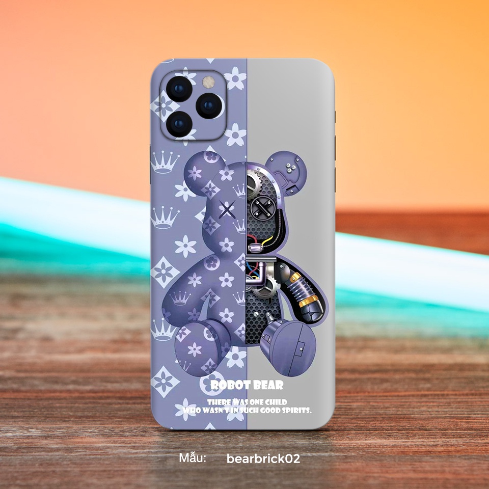Dán Skin điện thoại hình Gấu BearBrick cho Iphone, Samsung, Oppo và các dòng android khác