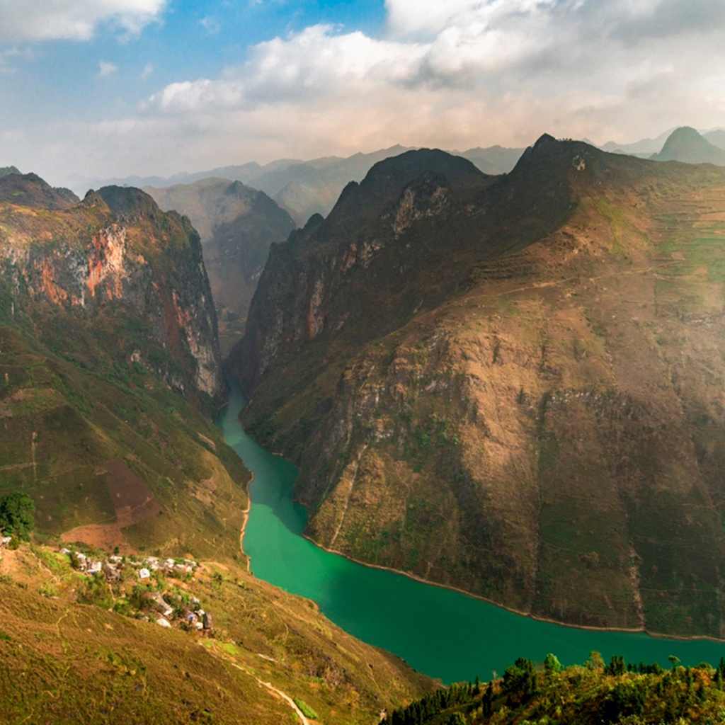 Hà Giang  Tour Hồ Chí Minh - Hà Giang - Sông Nho Quế 4N4Đ