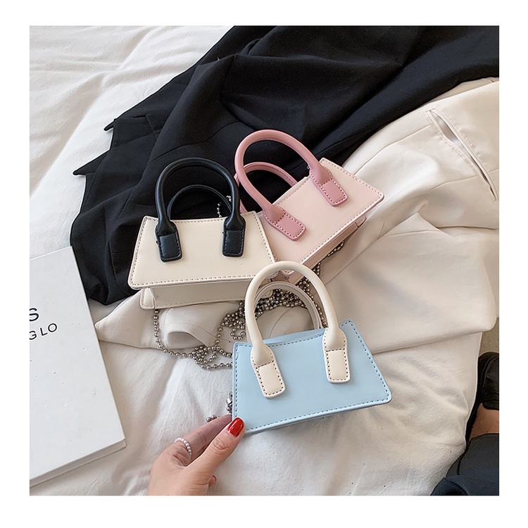 Túi Đeo Chéo Hình Vuông Mini Phối Dây Xích Thời Trang 2021