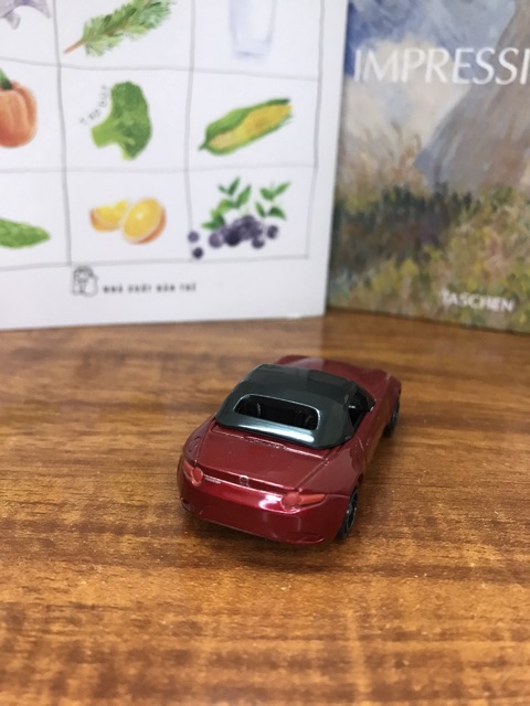 Mô hình ô tô mazda mui trần chính hãng tomica roadster