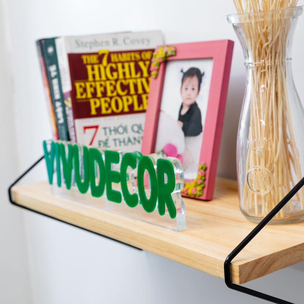 Kệ treo tường VIVUDECOR KT03 100% gỗ thông NewZealand