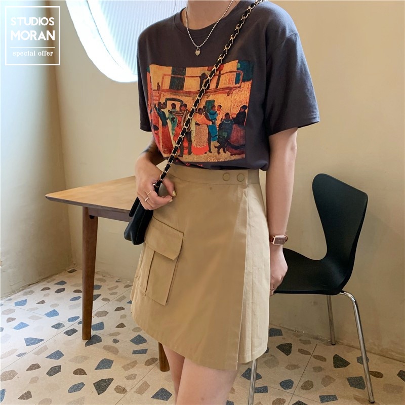 Set chân váy kaki MORAN cài lệch khuy túi hộp dáng A-line+ Áo thun cộc tay màu xám style Hàn Quốc