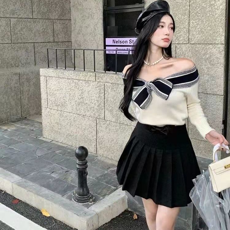 Áo dệt kim một bên vai đính nơ phong cách Hàn Quốc mới năm 2021