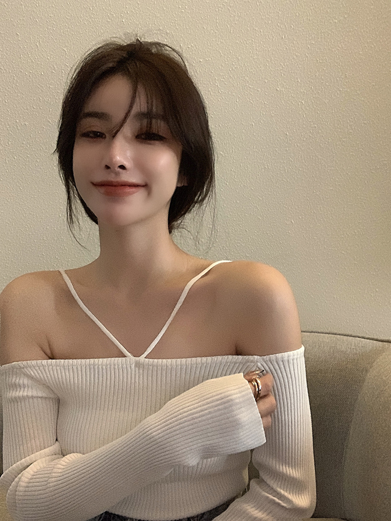 Áo len dệt kim tay dài trễ vai ulzzang