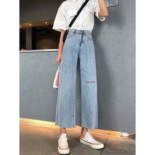 Quần jeans ống rộng