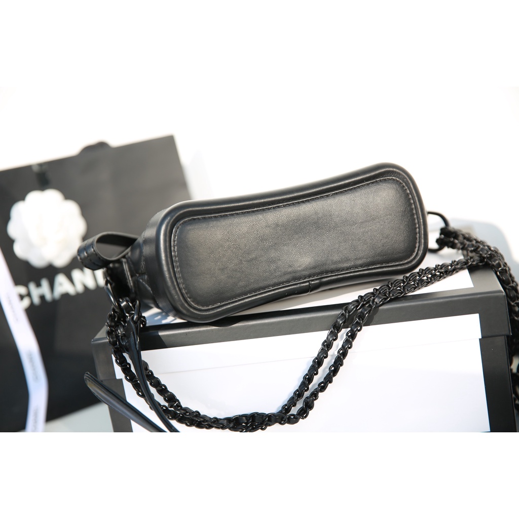 Túi chéo W166-21 HOBO black version fullbox bill nguyên seal da đen lì mềm mịn form mê