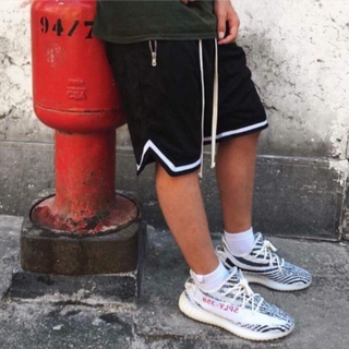 Quần V Line shorts