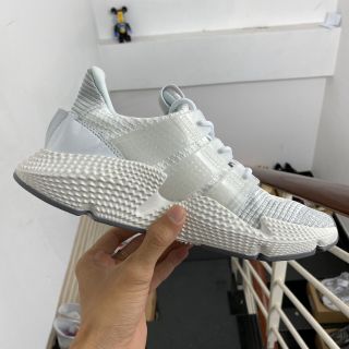 Giày Prophere trắng sọc xám